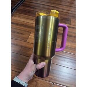 Stanley X Starbucks Summer Sunset  Gradient Quencher 40oz Tumbler Flowstate H2.0